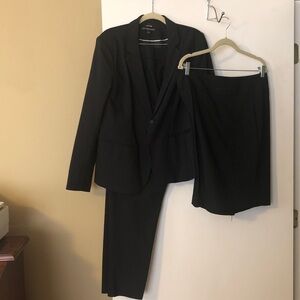 Apt. 9 Classic Black Suit for Women